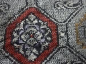 アンティーク　華紋蜀江文織出し本場村山泥大島紬着物